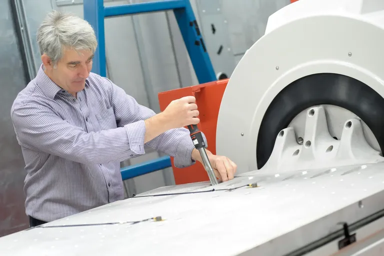 Shaker Equipment / Slip Tables
